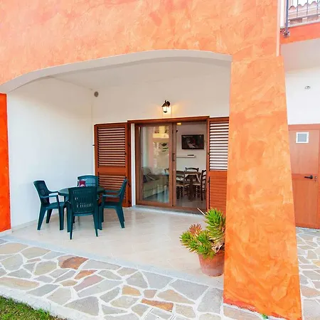 Vacanze Apartament *